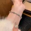 Vòng tay muối biển xanh zircon thoáng mát, tinh tế và sang trọng