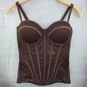 Máy corset camisole nữ với xương cá, màu trơn gạc châu âu mỹ, thiết kế slim fit và gợi cảm để mặc ngoài.