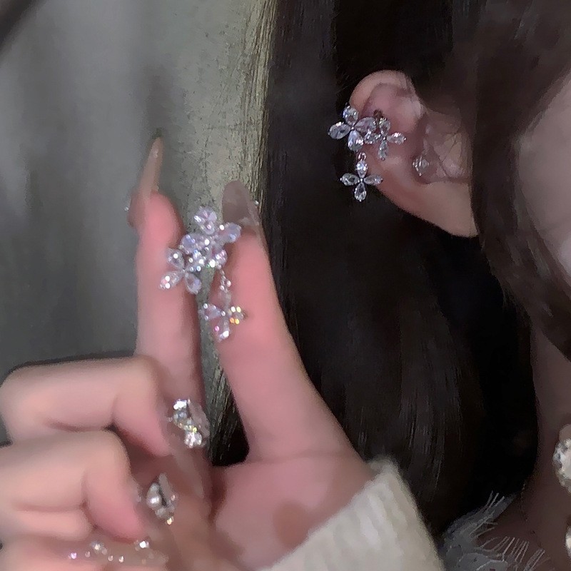 Bông Tai Kẹp Zircon Thanh Lịch Không Cần Xỏ Tai, Thiết Kế Tinh Tế Cho Nữ