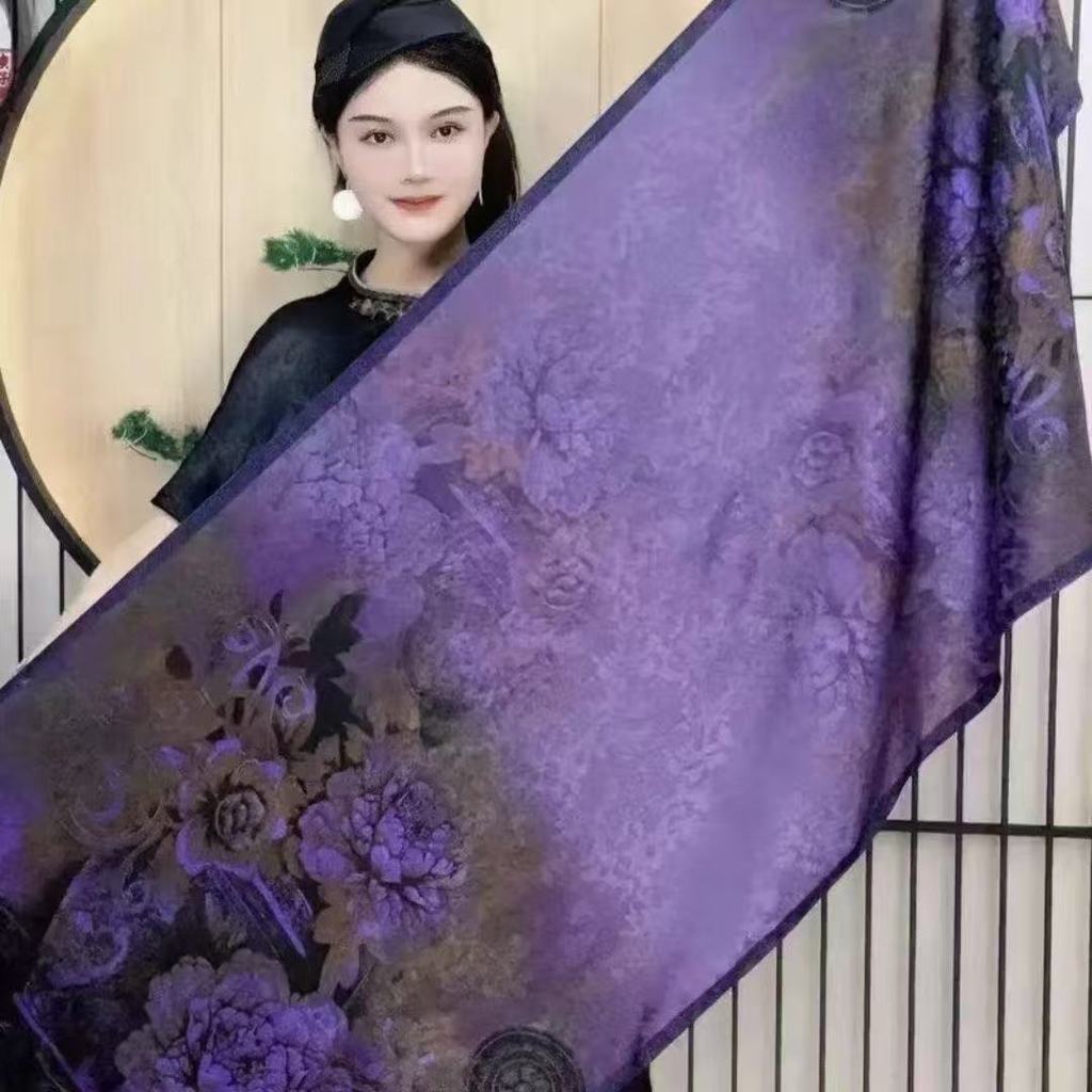 Khăn vuông hai mặt retro, chất liệu sợi jacquard mô phỏng lụa mây thơm