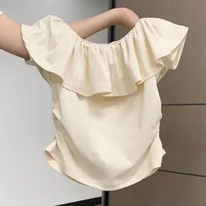 Áo thun slim-fit thiết kế kiểu Pháp với họa tiết lá sen, phù hợp mùa hè