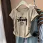 Áo thun nữ cổ chữ V, thiết kế slim-fit phong cách mới