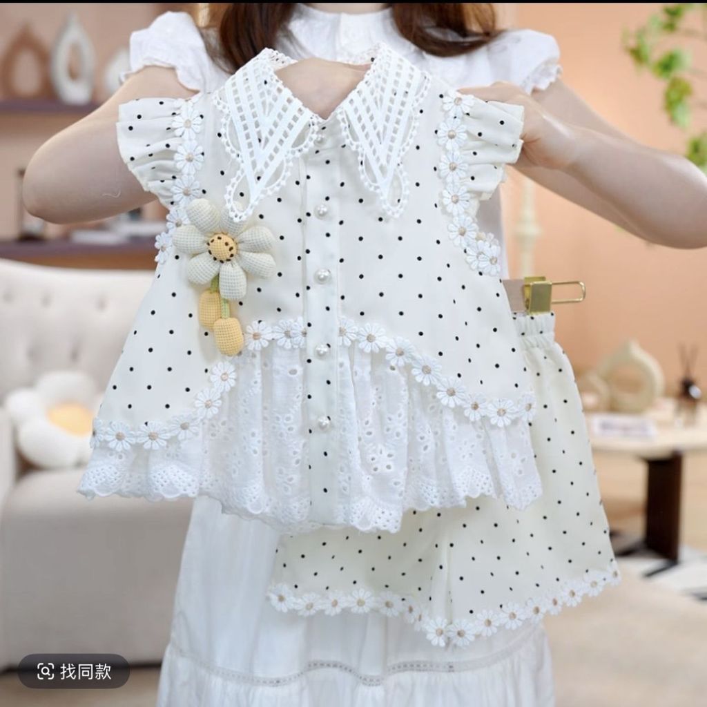 Bộ Đồ Bé Gái Mùa Hè Chấm Bi Bay Tay Mori Phong Cách Ren Tươi Rỗng Quần Short Tay Ngắn Thoáng Mát Phù Hợp Với Phong Cách Mỏng