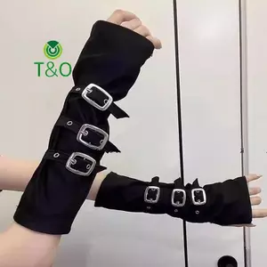 Găng tay không ngón nữ style punk và hip hop, phù hợp khiêu vũ đường phố