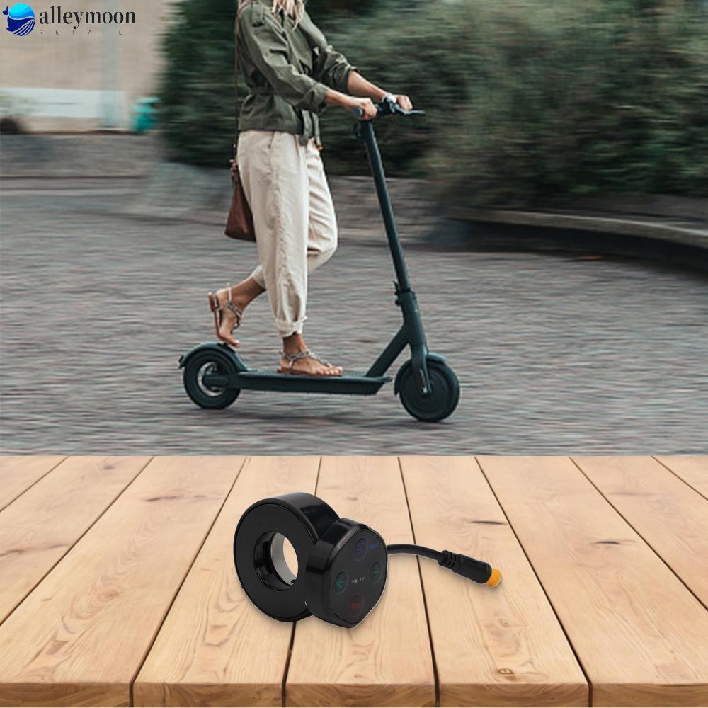 Q8 Xe Tay Ga Với Màn Hình Cảm Ứng và Thiết Kế Modern