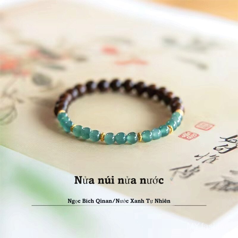 Vòng tay gỗ trầm hương làm dịu tâm trí, phù hợp cho bé gái