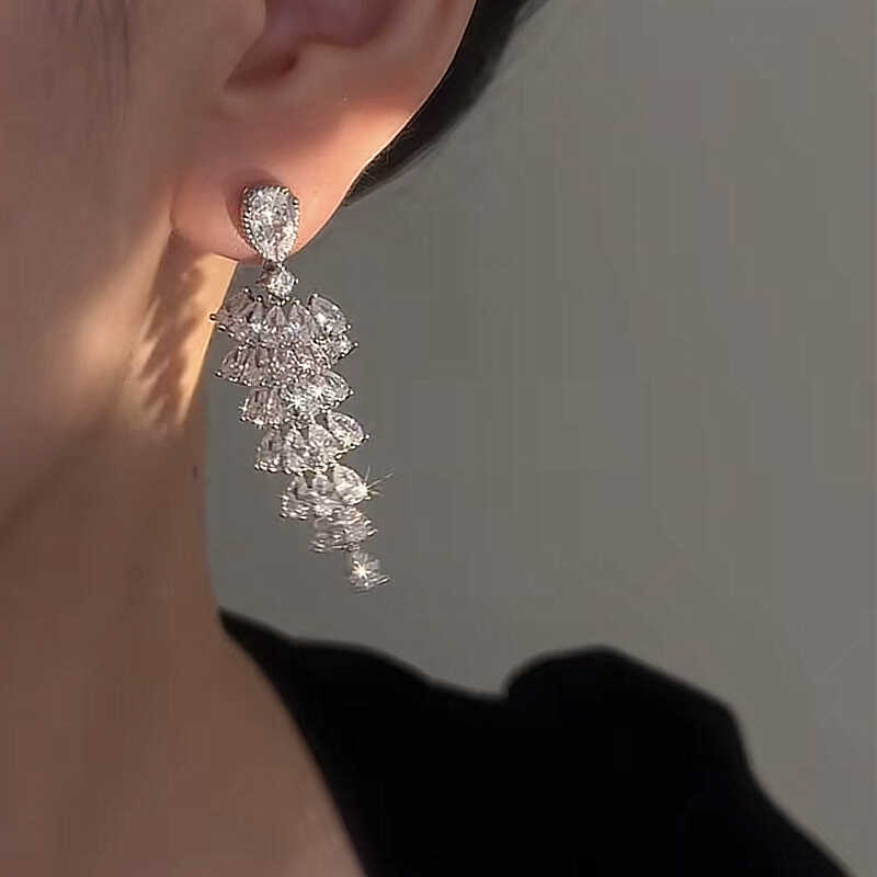 Bông tai bạc 925 tổng hợp zircon, phong cách công nghiệp nặng và cổ điển, thiết kế tinh tế siêu sáng bóng