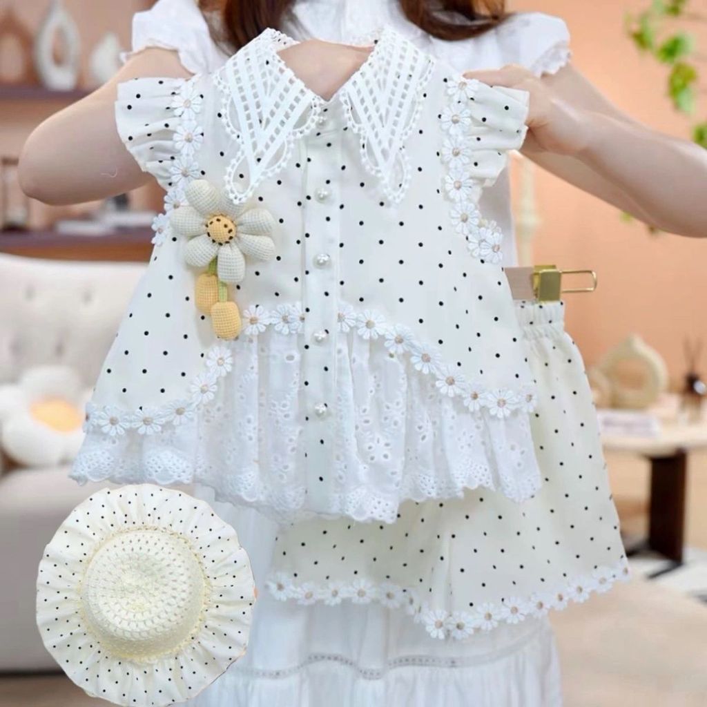 Bộ Đồ Bé Gái Mùa Hè Chấm Bi Bay Tay Mori Phong Cách Ren Tươi Rỗng Quần Short Tay Ngắn Thoáng Mát Phù Hợp Với Phong Cách Mỏng