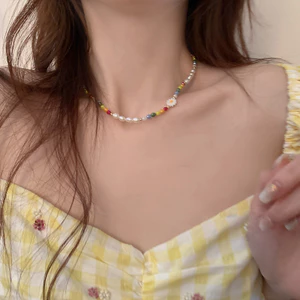 Dây chuyền hạt phong cách Hàn Quốc với hoa văn hoa cúc rực rỡ, dành cho nữ