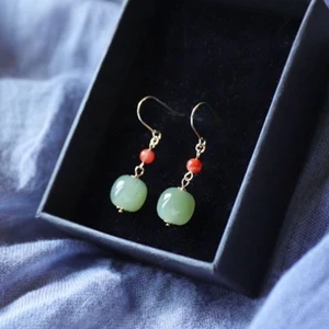 Bông tai hạt cũ Sapphire, Bông tai sang trọng thời trang thanh lịch