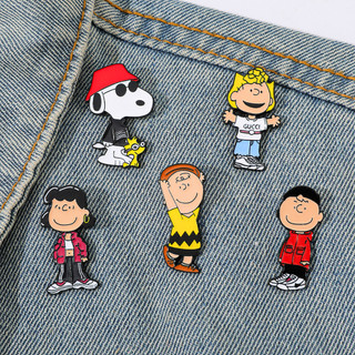 5 Cái / bộ Phim Hoạt Hình Snoopy Hoạt Hình / Tivi Chó Hợp Kim Thổ Cẩm Phụ Kiện Huy Hiệu Kim Loại Trang Trí Pin
