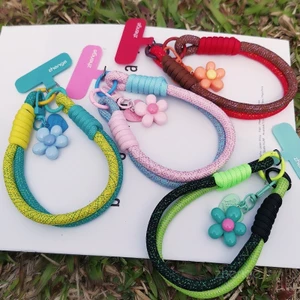 Dây Điện Thoại Di Động Nữ Cổ Tay Ngắn Tình Yêu Hoa Nhỏ Mặt Dây Chuyền Trang Sức Mạnh Bền Đậm Dệt Ngoài Trời