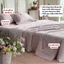 Set ga gối kèm chăn hè phối viền ren hoa tinh tế và điệu đà mang phong cách tiểu thư Memminbedding Luxury