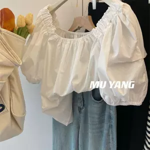 Áo sơ mi nữ thiết kế một vai, phong cách nhẹ nhàng kiểu Tây Âu