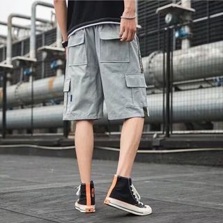 Quần short retro nhiều túi, phong cách dạo phố dáng rộng vừa vặn