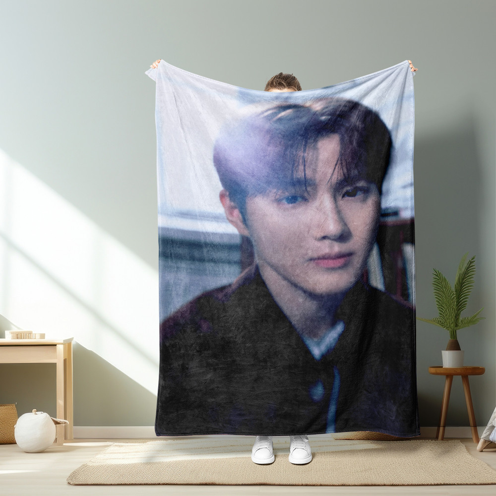 Chăn Flannel in một mặt EXO 'verse cho ghế Sofa, giường ngủ, văn phòng hoặc du lịch