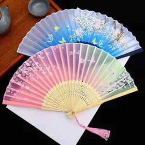 Quạt Mùa Xuân Gấp Quạt Phong Cách Trung Hoa Nữ Sinh Viên Cổ Mùa Hè Thoáng Mát Di Động Cổ Trang Phục Hanfu Bền Tre Quạt Quà Tặng 260419