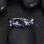 Nhẫn zircon màu tươi, thiết kế nhỏ nhắn Mori lá, có thể điều chỉnh