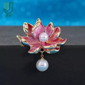 Mặt Dây Chuyền Thổ Cẩm Giả Ngọc Trai Hình Hoa Hồng Chân Cây - Phong Cách Trung Hoa Mới Cho Tiệc Tùng