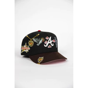 Mũ Snapback Atlanta Braves màu đen/nâu thiết kế "City of Angels", có miếng gắn bên hông, không kèm phụ kiện