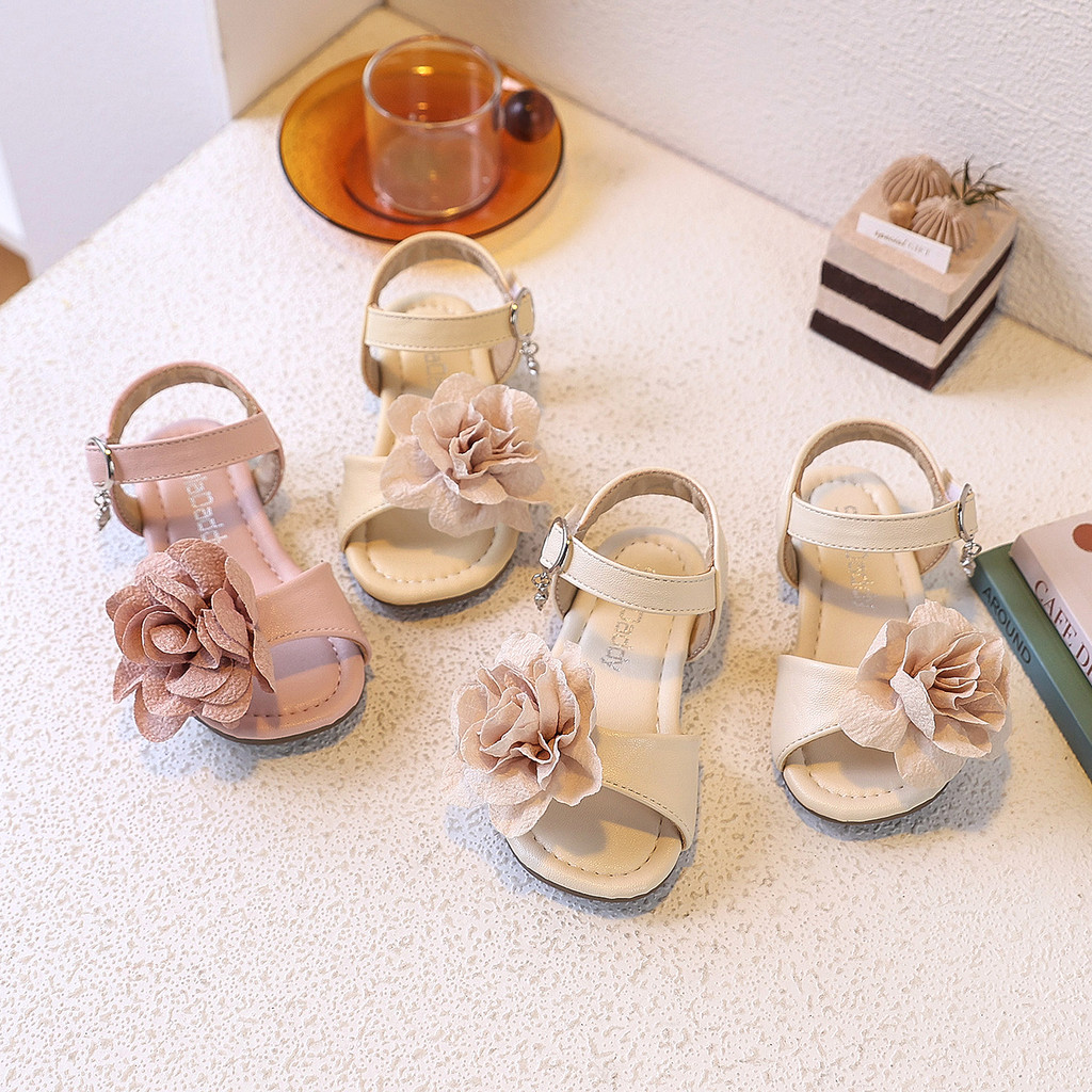 Giày sandal bé gái hoa vải dễ thương, đế mềm êm ái chống trượt, đi học đi chơi mùa hè