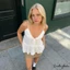 Áo hai dây nữ mùa hè Nút ren cổ chữ V phía trước ruy băng xếp nếp Peplum Hem Tank Tops