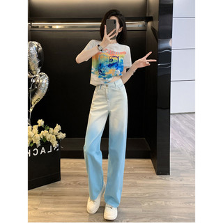 Bộ đồ Nữ mùa hè gồm áo ngắn tay đa năng, tôn dáng, sành điệu và quần jean ống thẳng phối màu