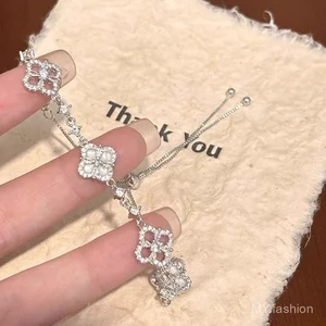 Vòng tay Zircon cỏ bốn lá kim cương đầy đủ, Thích hợp cho bé gái, có thể điều chỉnh, Vòng tay bán chạy 2026