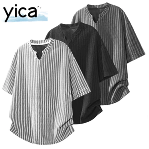 Áo thun họa tiết xương cá YICA, Áo thun nửa tay cổ chữ V ngắn tay, Thời trang kết cấu mỏng cảm giác Áo tăng thông thường Áo nam mặc