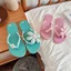 Dép xỏ ngón hoa nữ mặc ngoài mùa hè bên bờ biển Dép xỏ ngón đi biển Dép xỏ ngón
