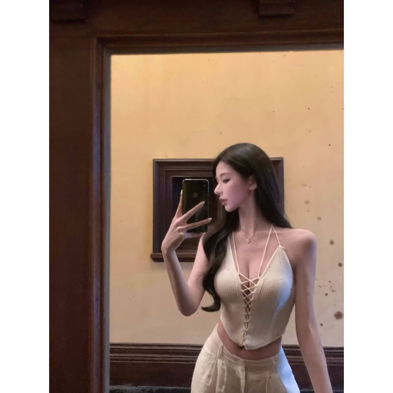 Áo yếm Nữ Mùa Hè Phong Cách Mới Nóng bỏng Phong Cách Cô Gái Dây Đeo Chữ Thập Rỗng Đan Slimfit Slimmer Nhìn Ngắn Phong CáchBên Trong Bên Ngoài Top