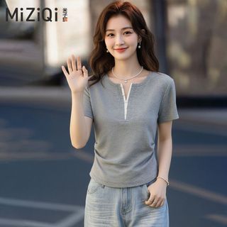 【MIZIQI】Áo thun ngắn tay cổ chữ V thon gọn màu xám cho nữ, áo thun eo xếp ly cho nữ