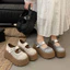 Giày Sandal Dệt Rỗng Mũi Che Phủ Nữ Giày Lưới Thoáng Khí Mùa Hè Phù Hợp Với Loafers Dày Đế Cao Sha