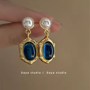 Ngủ Đêm Pháp Retro Xanh Giả Đá Quý Ngọc Trai Bông Tai Ánh Sáng Sang Trọng Cao Cấp Niche Thiết Kế Hồng Kông Phong Cách Sang Trọng 5.9