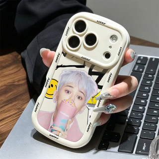 Ốp điện thoại hình hoa cúc và mặt cười G-Dragon cho iPhone 17 / 16pro Max / 15Plus / 14 / 13 / 12 / X / 7 / 11 Vỏ mềm silicon mờ trọn gói bền chống rơi