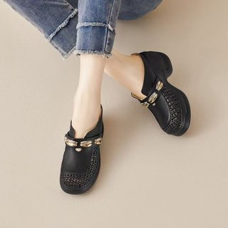 Giày Cao Gót Nữ Mũi Vuông Dày Gót Slip-On Rỗng