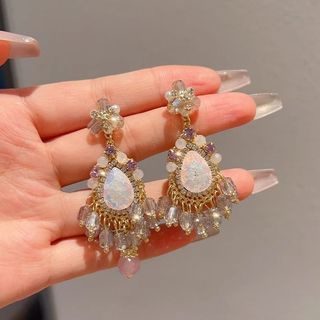Bông tai tua rua đính cườm sang trọng nhẹ nhàng sang trọng sang trọng Bông tai dài mỏng hơn Bông tai thời trang Niche Nữ Phong cách mới Kỳ nghỉ [Giao hàng vào ngày 15 tháng 5]