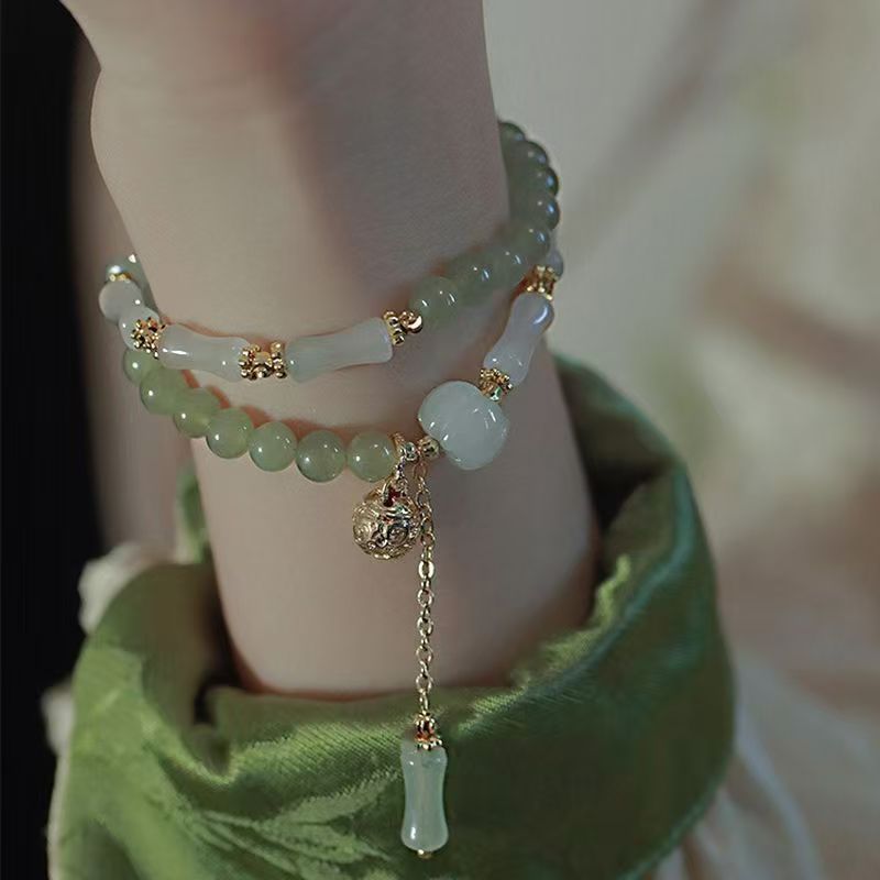 Vòng tay hạt tre chalcedony tinh tế dành cho nữ
