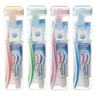 [Quasi-Drug] Aquafresh Travel Set Clear Mint 35g + 1 Toothbrush Set/ Direct from JAPAN