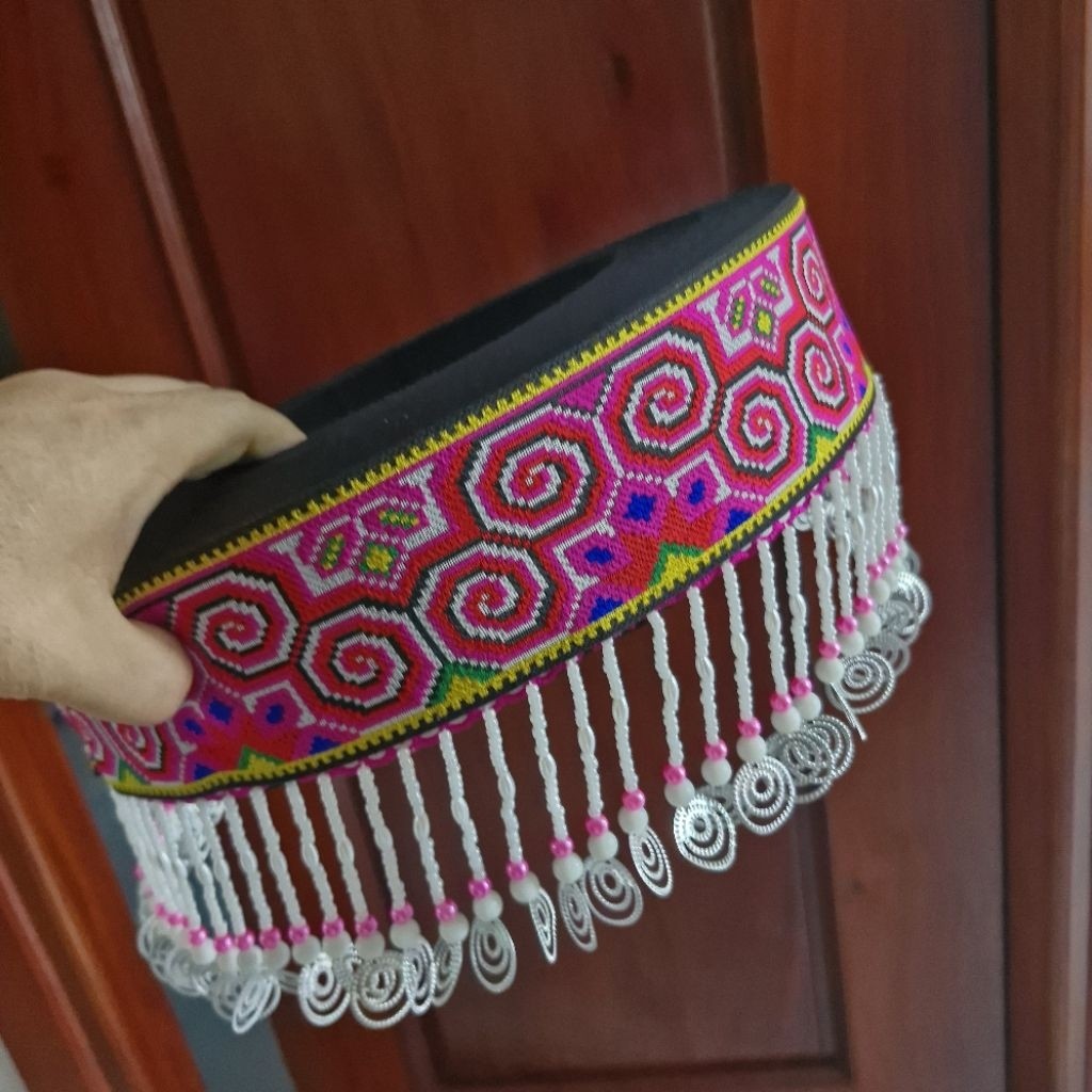 Mũ dân tộc Hmông, dân tộc Dao, dân tộc Thái, dùng để biểu diễn văn nghệ, Đạo cụ phụ kiện Nguyễn Nhật