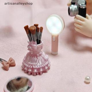 [ARTYY] 1 Bộ 1 / 12 Nhà Búp Bê Mô Phỏng Thu Nhỏ Váy Khiêu Vũ Mô Hình Bàn Chải Trang Điểm Cho Thế Giới Mini Đồ Trang Trí Và Trang Trí Quà Tặng BÁN HOT
