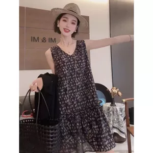 2026 Váy Vest phong cách mới kiểu Pháp Retro Váy hoa cổ chữ V dài vừa vặn thời trang