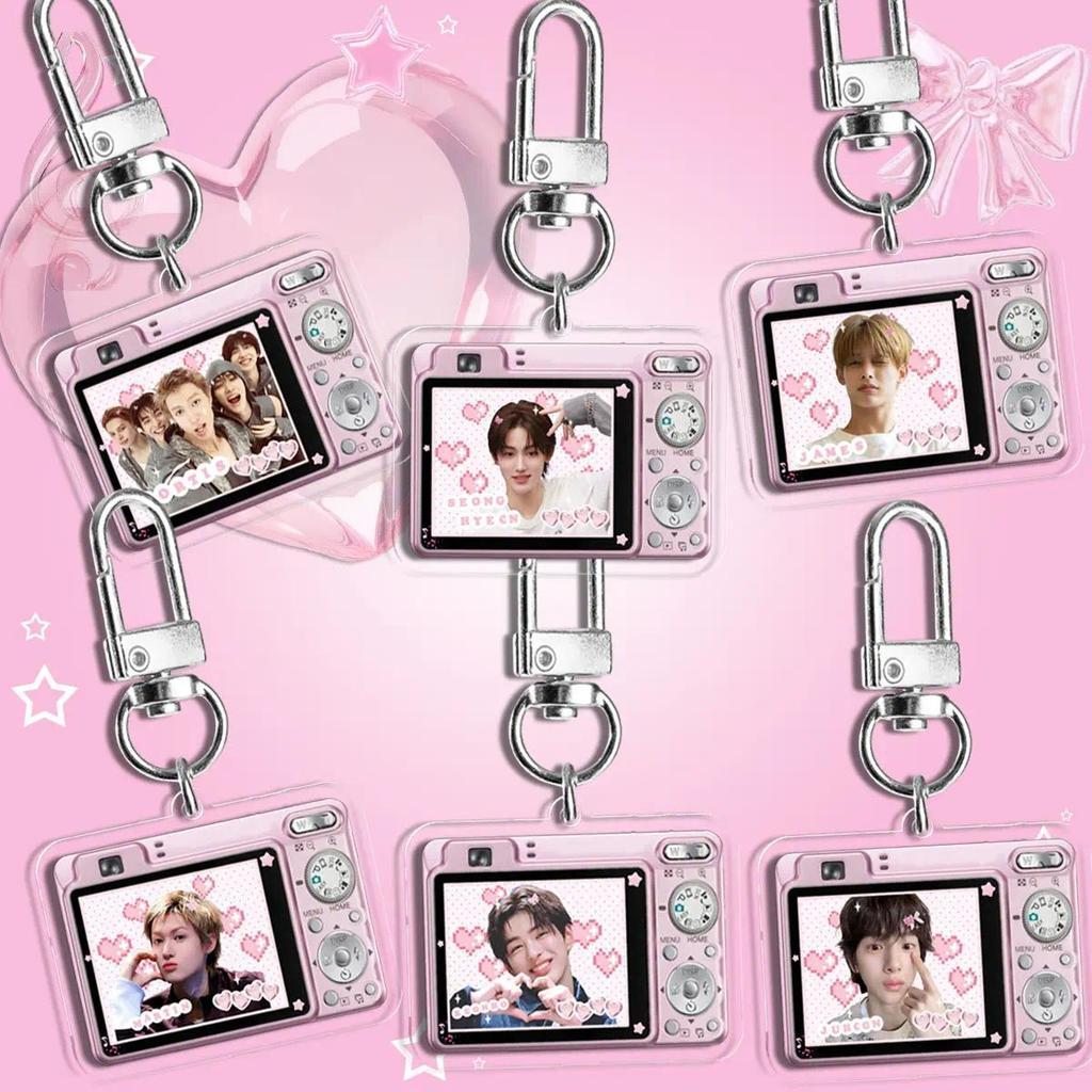 Móc khóa K‑pop Cortis Keonho, hình máy ảnh dễ thương phong cách kawaii, chất liệu acrylic, SEONGHYEON JUHOON JAM