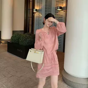 Mùa hè 2026 Phong cách mới Áo sơ mi dài tay dáng rộng thời trang cao cấp Váy eo cao Bộ đồ hai mảnh