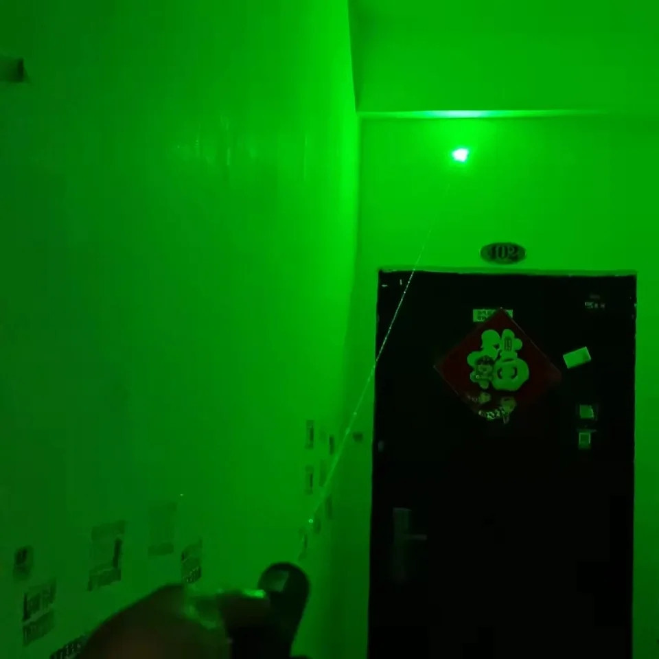 Đèn Laser Siêu Mạnh-Đèn Laser 850 Tia Sáng Xanh Green Laser Pointer laser