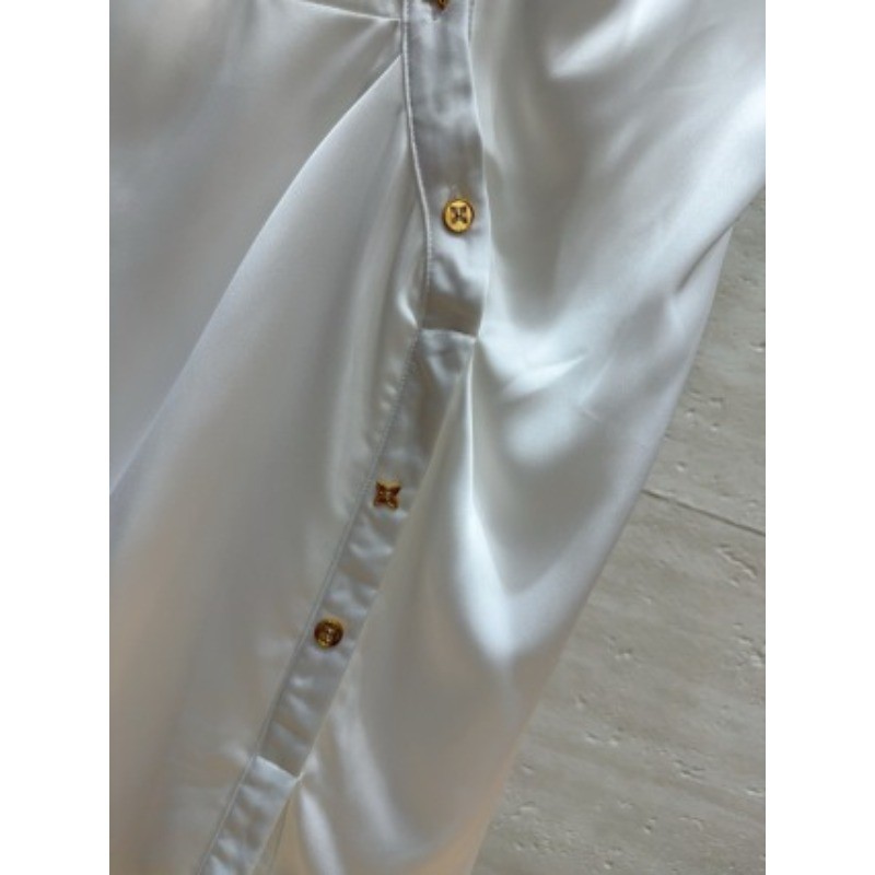 Váy nữ mới có ve áo, nút nghỉ giữa ngày và Tencel không đều