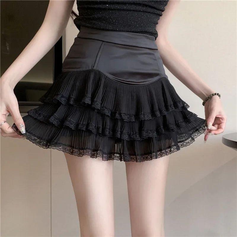 Chân váy ngắn trắng ren hoa viền bèo phong cách ngọt ngào dễ thương