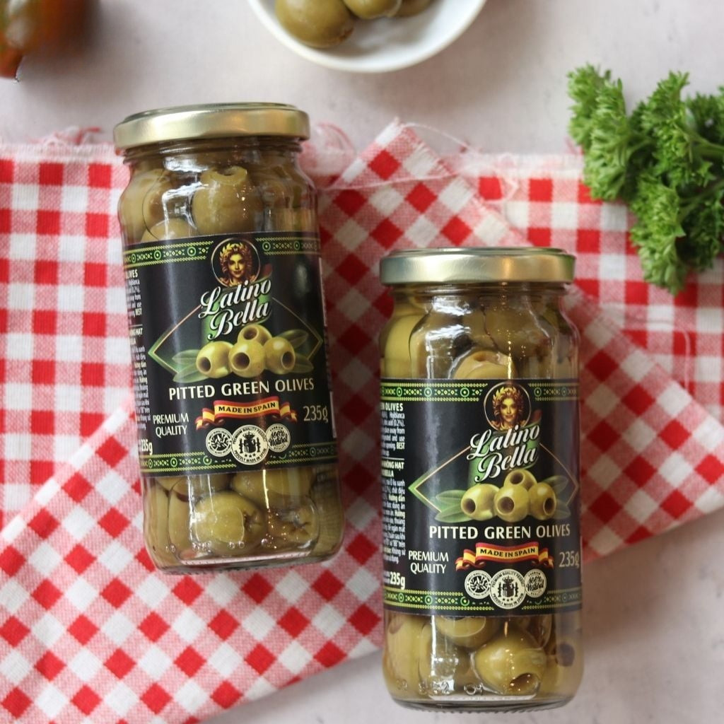 Oliu Xanh Tách Hạt Latino Bella 235g Và 450g, Tách Hạt Giòn Ngon Chuẩn Vị Tây Ban Nha
