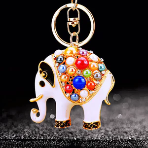 X X XTCX Linh Vật Kim Cương Voi Xe Móc Khóa Nữ Túi Mặt Dây Chuyền Kim Loại Móc Chìa Khóa Vòng Xuyên Biên Giới Ngoại Thương Quà Tặng