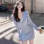 Mùa xuân dành cho nữ Váy xanh phong cách mới Royal Sister Mặc áo hở Bộ đồ Dopamine Filigree Váy thắt lưng